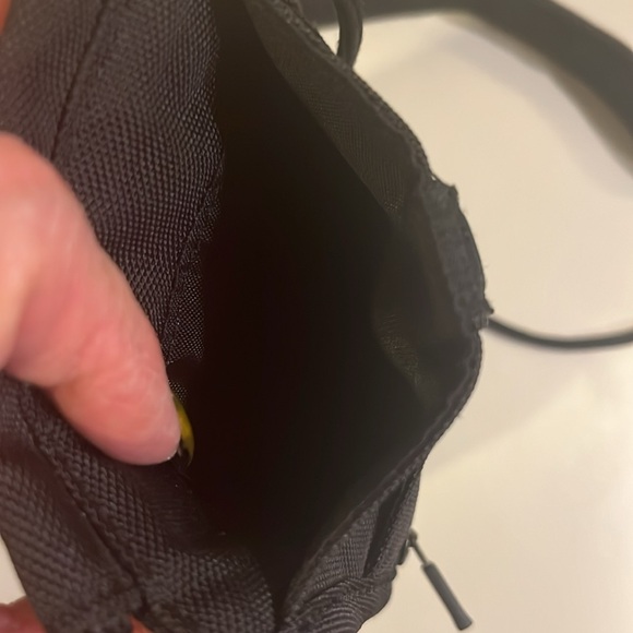 Unisex Crossbody phone case - Picture 3 of 7